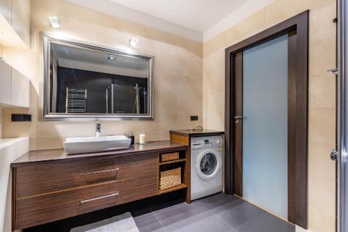 Red Mermaid Apartment - Warsaw Old Town Square, Warschau (Foto 11)