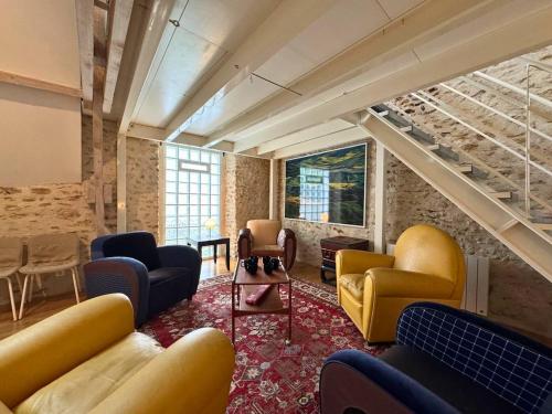 Le Loft de Montfort coeur de ville in Montfort-l'Amaury