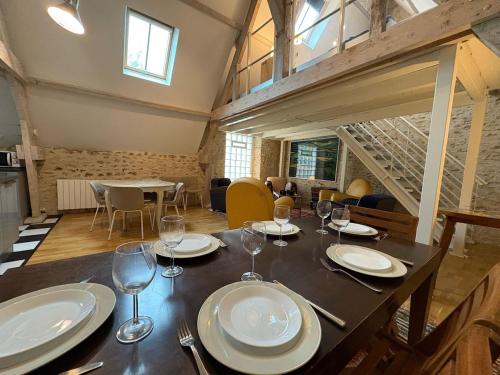 Le Loft de Montfort coeur de ville in Montfort-l'Amaury