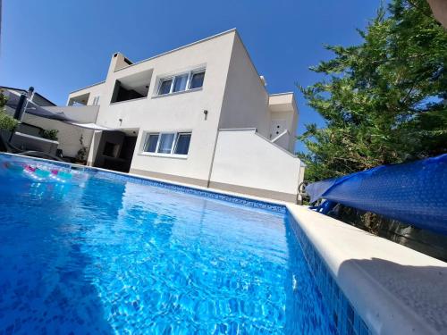 Villa Viva – khách sạn tại Rudine