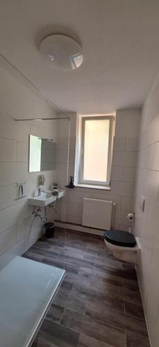 Kunstgasse 11, Wohnung 2, EG in التينبورج