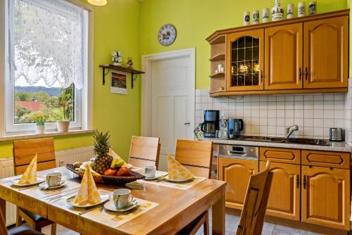 Ferienwohnung Burgblick - Apartment - Plaue