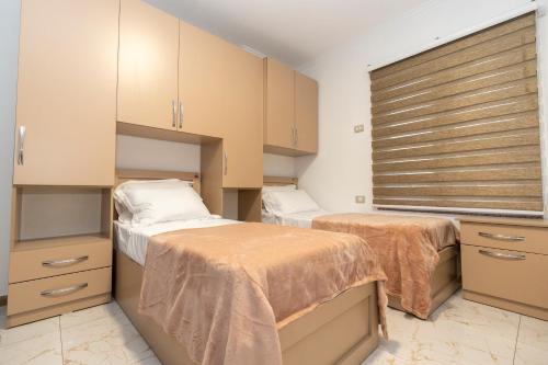 Triple Room with Private Bathroom image 6