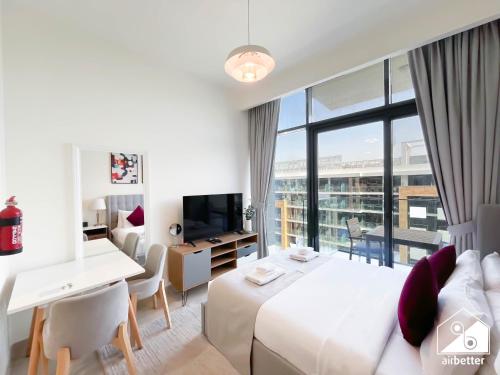 Serenity Studio with Balcony at Azizi Riviera, Dubaï