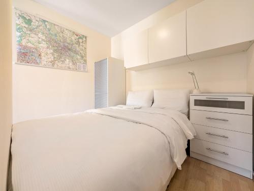 Mosiężna Przystań Homely Apartment by BookingHost, Breslau (Foto 6)