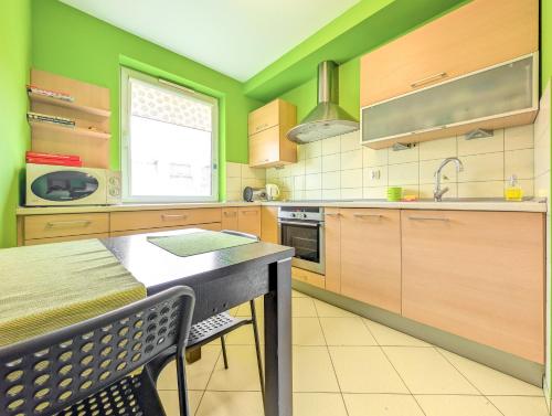 Mosiężna Przystań Homely Apartment by BookingHost, Breslau (Foto 4)