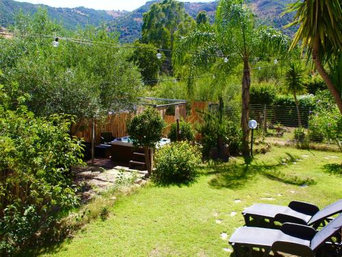  Villa Pelau - Holiday Home in Jerzu