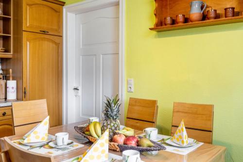 Ferienwohnung Burgblick - Apartment - Plaue