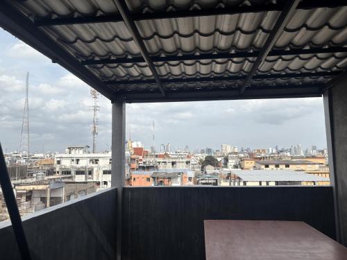Nomad Yard Hostel - image 4