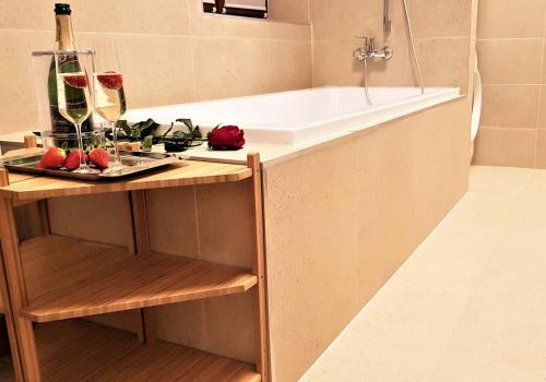 Bathroom, Heralec Chalupa in Cikhaj