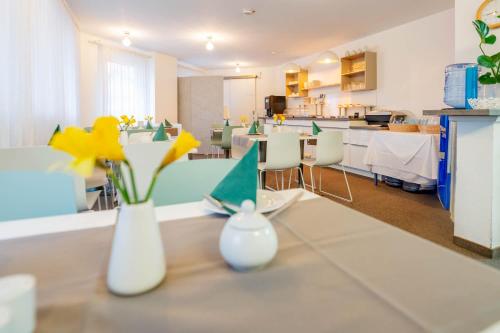 Comida y bebida, Appartis - Hotel am Stadtpark in Sindelfingen