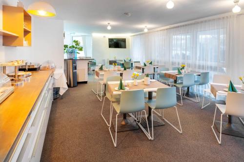 Comida y bebida, Appartis - Hotel am Stadtpark in Sindelfingen