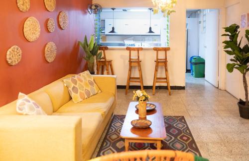 Africa house-Casa Hotel Laureles-La70, Medellín (Foto 10)