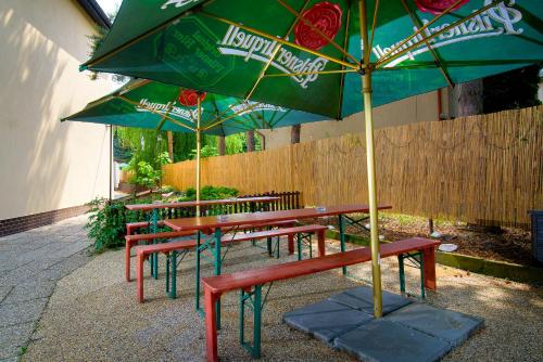 Restaurant, Hotel Jahodnice in Prague 14