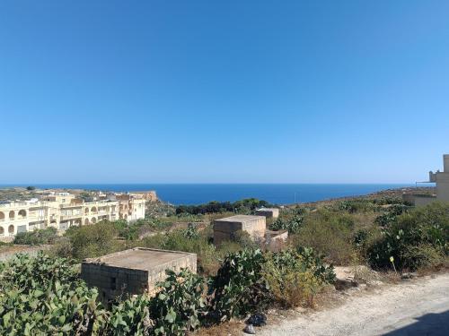 Modern Room with ensuite - Valley view and Pool, Nadur (fotografie 2)