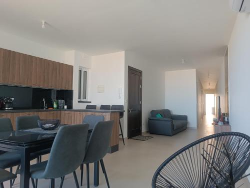 Modern Room with ensuite - Valley view and Pool, Nadur (fotografie 9)