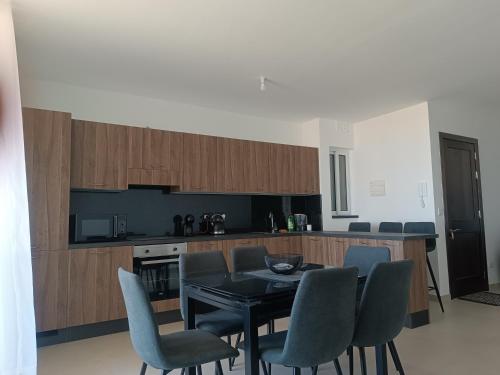 Modern Room with ensuite - Valley view and Pool, Nadur (fotografie 7)