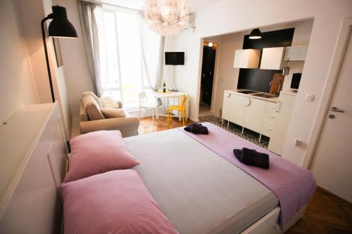 Luxury living Apartments 1