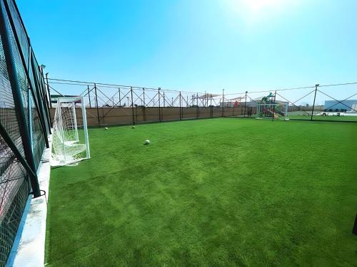 Blanca house with 2pools near Sharjah Al Dhaid