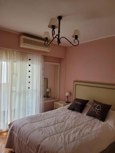 One-Bedroom Apartment image 7