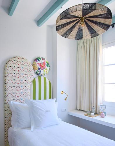 Single Room image 3