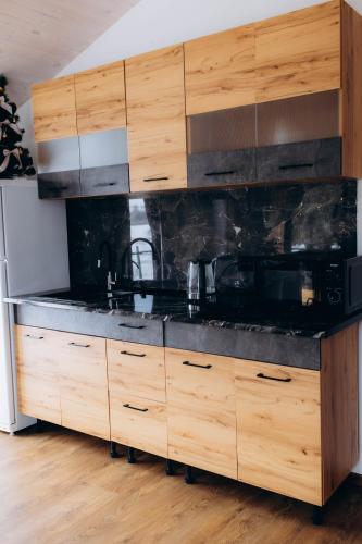 Райське містечко «Акваторія» (Раиське містечко «Акваторія») in Teterivka