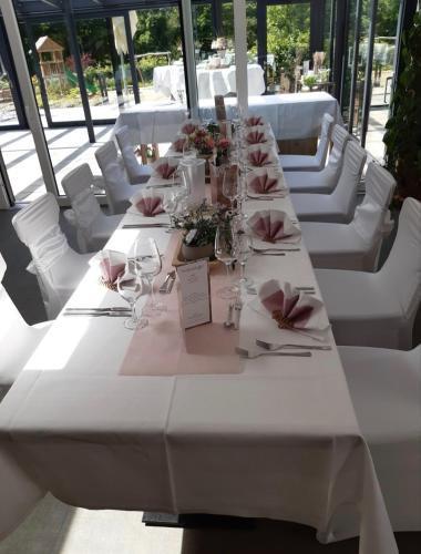 Hotel Grünwalde (Hotel Grunwalde) in 哈勒/威斯伐倫