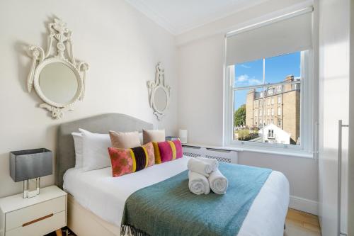 The Kensington Gardens Collection- by Short Stories London, Londra