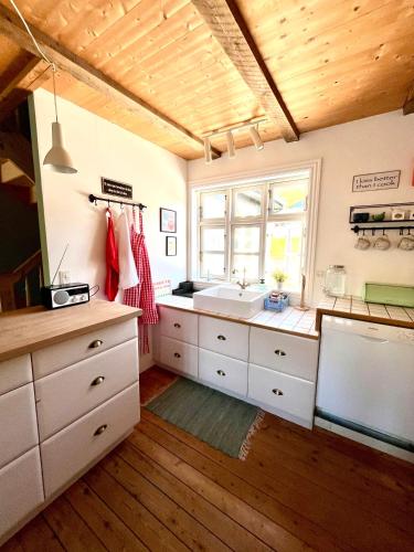 Cozy Holiday Home in Sandavágur