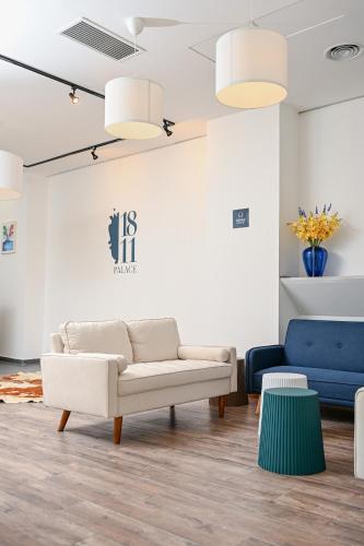 Shared lounge/TV area, 1811 Palace in Molo Beverello