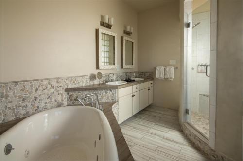 Sage Hill Inn & Spa - image 7