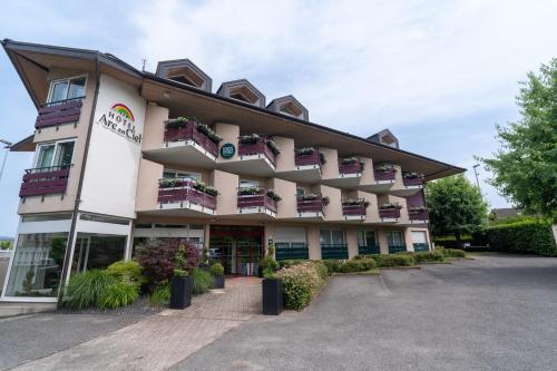 The Originals City Hôtel L'Arc-En-Ciel Thonon-les-Bains (Inter-Hotel) - image 12