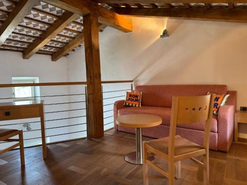 SMARTnoOK Rooms and Apartment in Kojsko