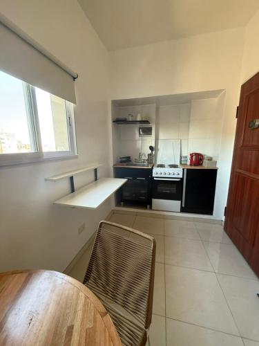 One-Bedroom Apartment image 4