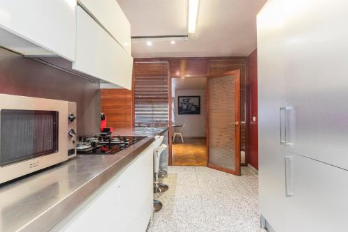 Apartment with Terrace image 10