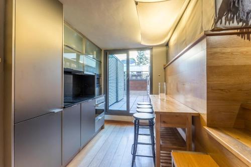 Apartment Barcelona Rentals - Gracia Pool Apartments Center - main image