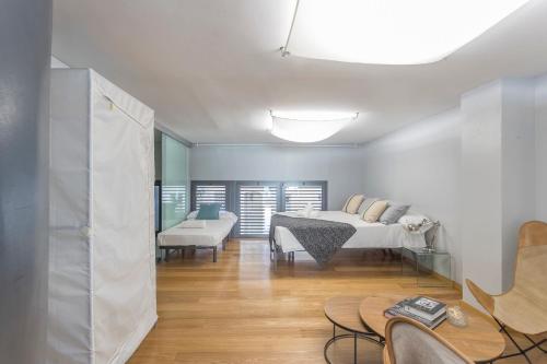 Apartment Barcelona Rentals - Gracia Pool Apartments Center - image 5
