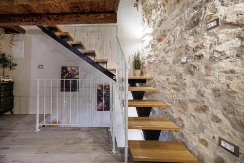 VELA VOLTA Holiday Home in Vrbnik