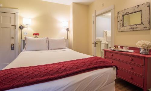 Channel Road Inn A Four Sisters Inn - image 11