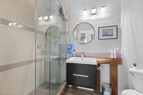 4-bedroom with Game Room & Hot Tub, Fernie (foto 8)