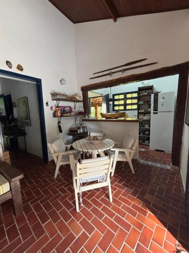 Konyha, Natureza e Mar- Casa com Píer (Natureza e Mar- Casa com Pier) in Praia de Itapecerica