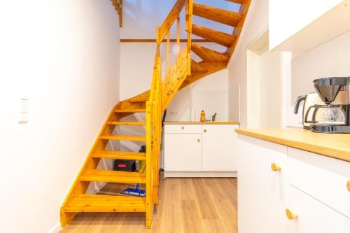 Big apartments, big bathrooms, single beds, perfect for groups, Leipzig (photo 7)