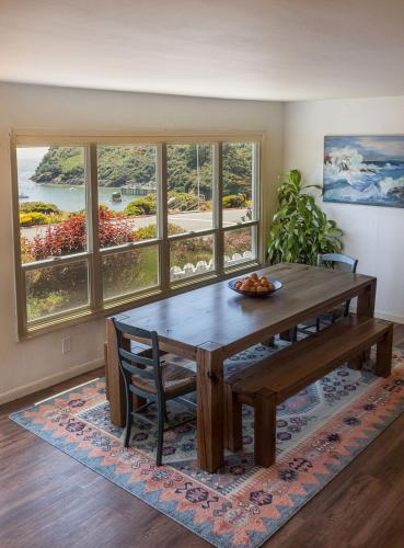 Trinidad Bay Bed and Breakfast Hotel - image 6
