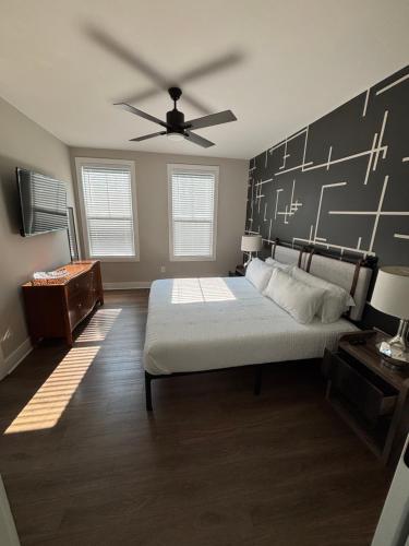 1280 Bungalow in Blandtown