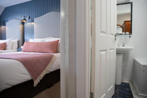 McGrory's Hotel - image 3