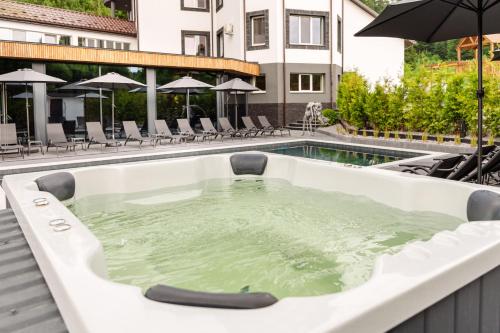 Kilátás, A Hotel by Apartel in Skhidnytsya