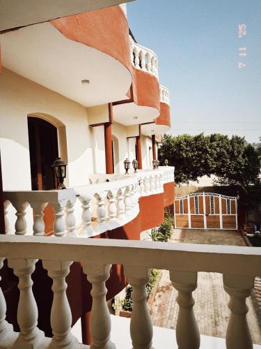 Seror Guest House