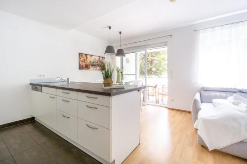 Apartment in quiet Area with Balcony and Parking, Walking distance to U1 Metro, Vídeň (fotografie 8)