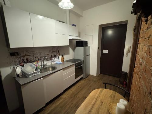 Balcony 4 bedroom apartment by Book-Rijeka 2