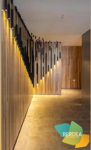 One-Bedroom Apartment image 2